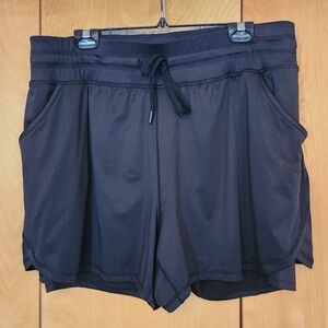 Lane Bryant LIVI athletic shorts black size 18/20